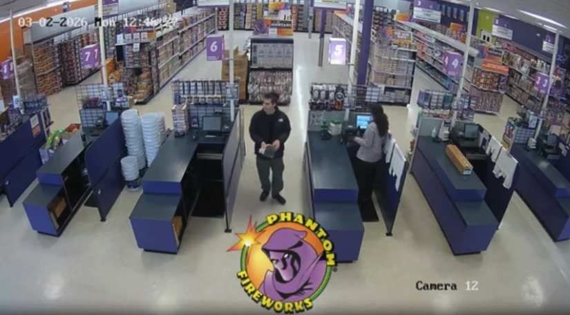 Video Appears to Show Gracie Mansion Bomb Suspect Buying Fuse Before NYC Attack