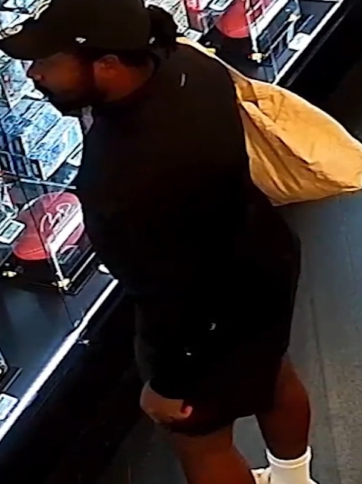 Suspect steals more than $9,700 in baseball, Pokémon cards from SoHo store