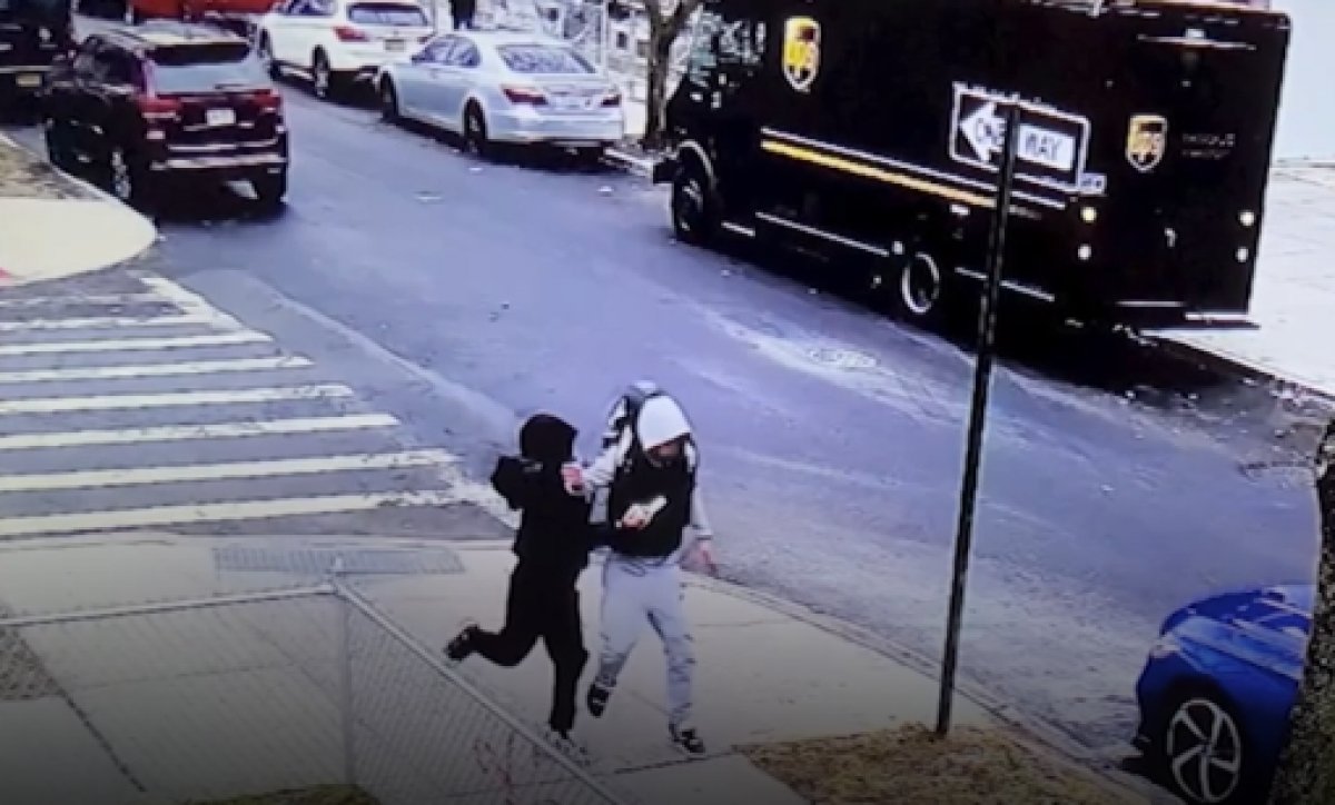 17-year-old charged with murder in fatal slashing of teenager in Woodhaven