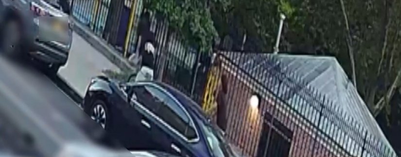 Victim of stray bullet shooting in the Bronx speaks out as officers search for teen gunmen