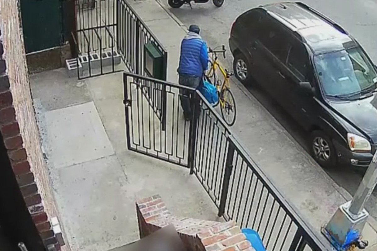 Man Sought In Queens Burglary Spree, Police Say
