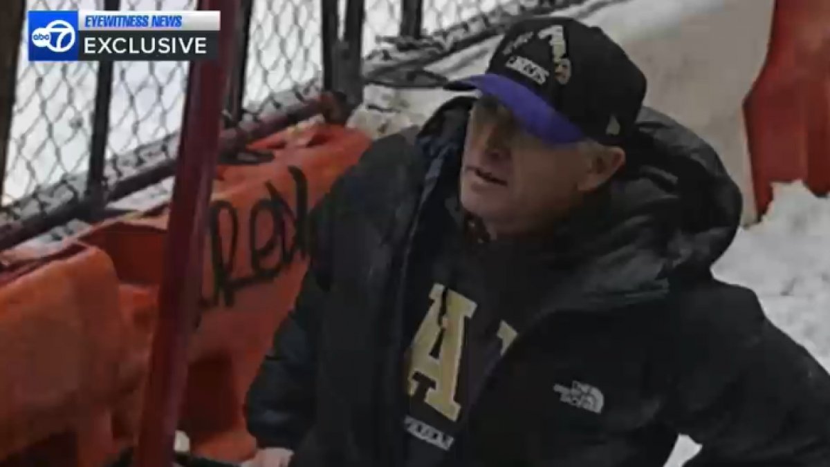 NYC Bar Theft Caught on Camera: $12,000 Camera Gear Stolen in Lower Manhattan